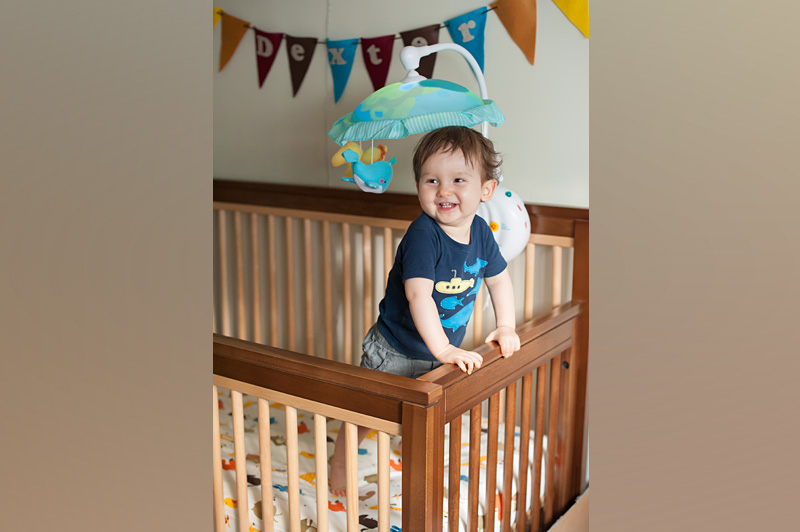 Crib stander